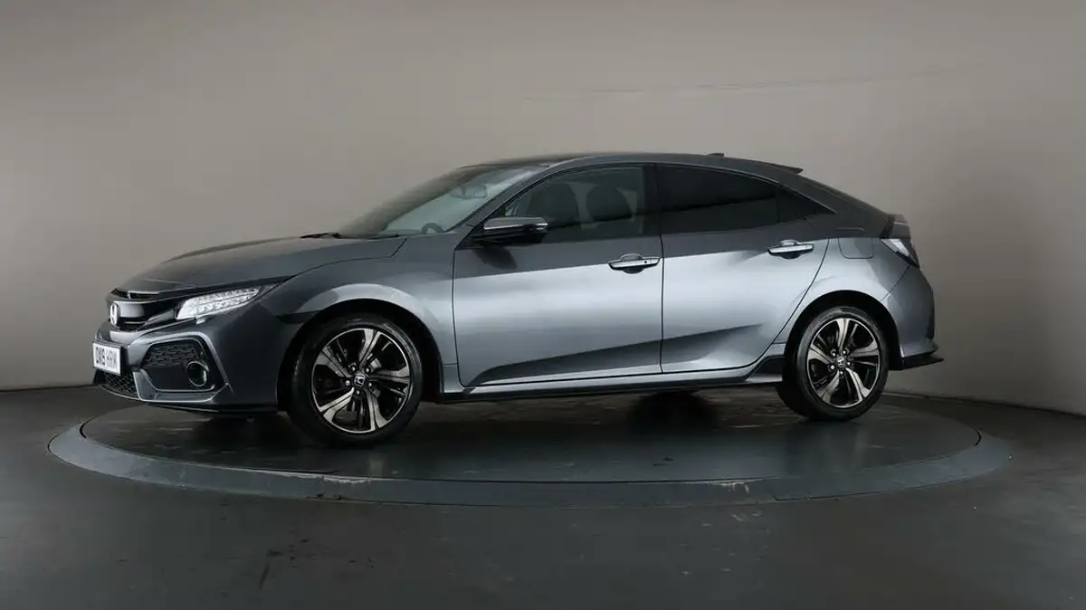 2019-honda-civic-15-vtec-turbo-sport-plus-ss-big-32