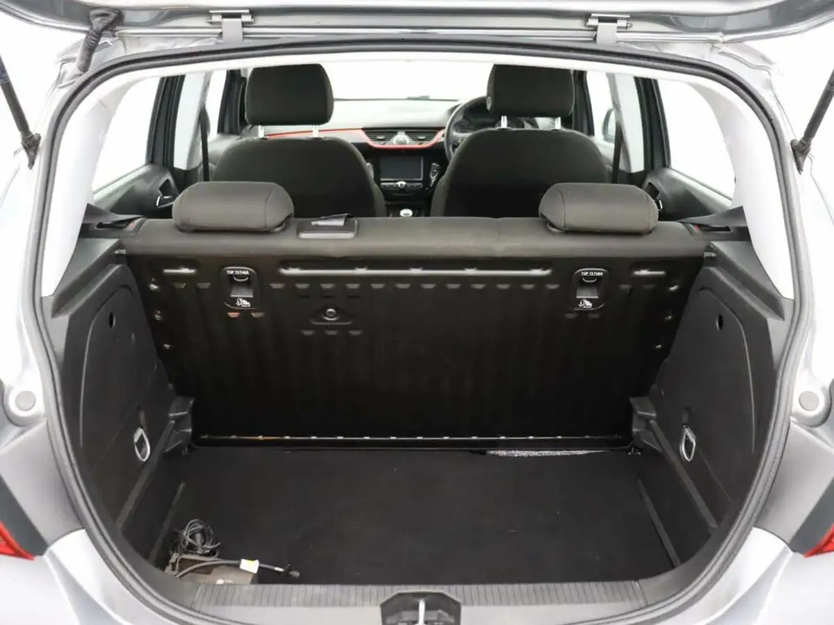 2019-vauxhall-corsa-14i-sri-nav-90ps-ecotec-5d-big-9