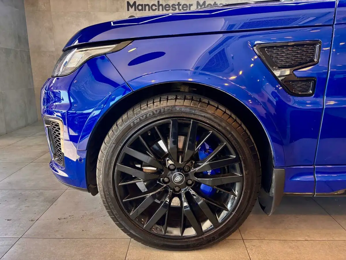2017-land-rover-range-rover-sport-50-v8-svr-big-26