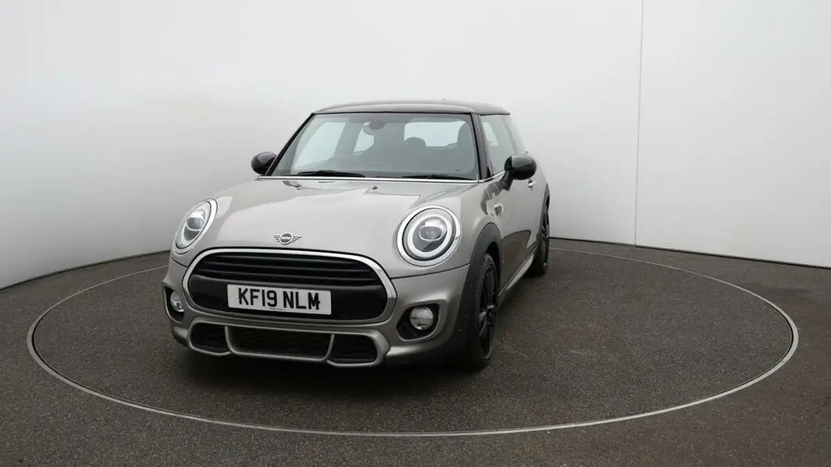 2019-mini-cooper-15-cooper-sport-hatchback-3d-big-29