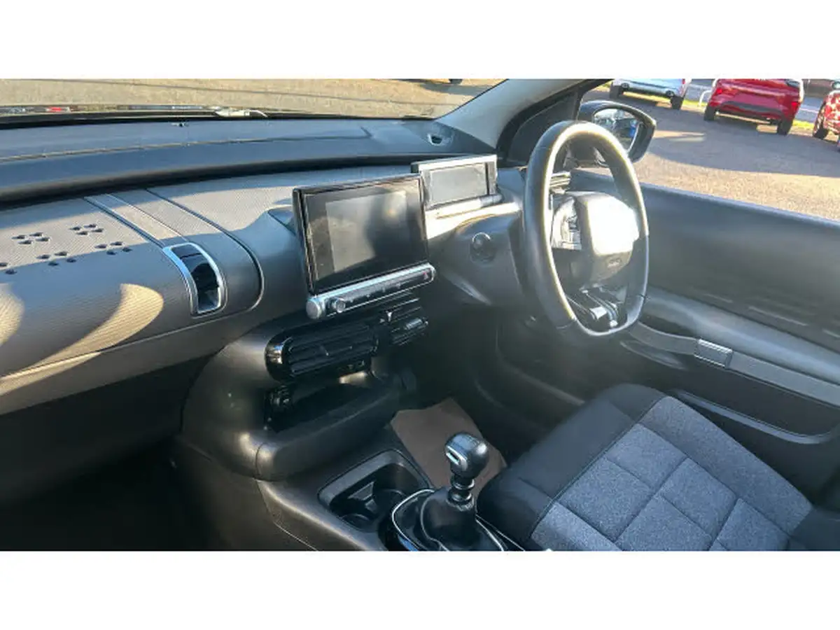 2019-citroen-c4-cactus-12-puretech-flair-110ps-big-8