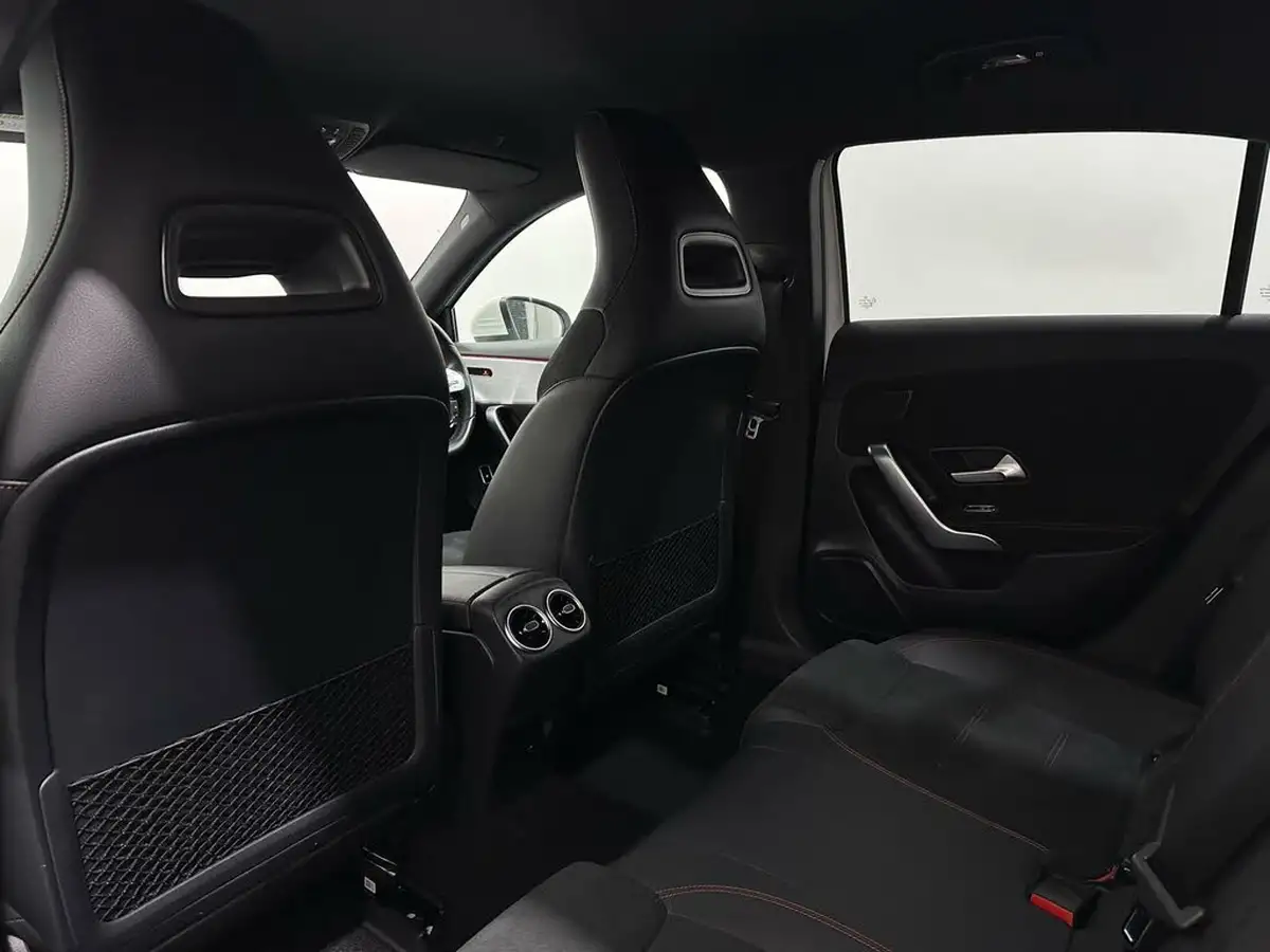 2021-mercedes-benz-a-class-13-a250e-amg-line-premium-hatchback-5d-big-35