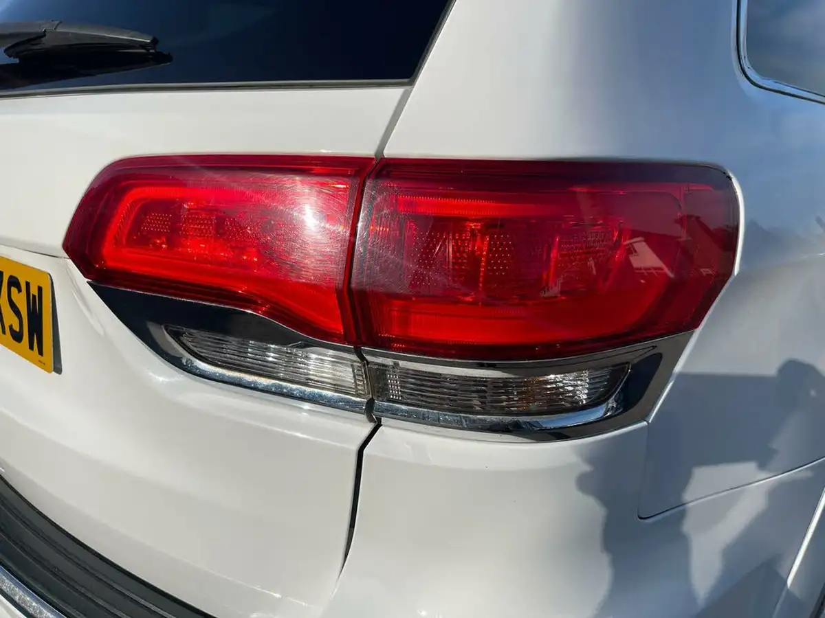 2014-jeep-grand-cherokee-30crd-summit-big-39