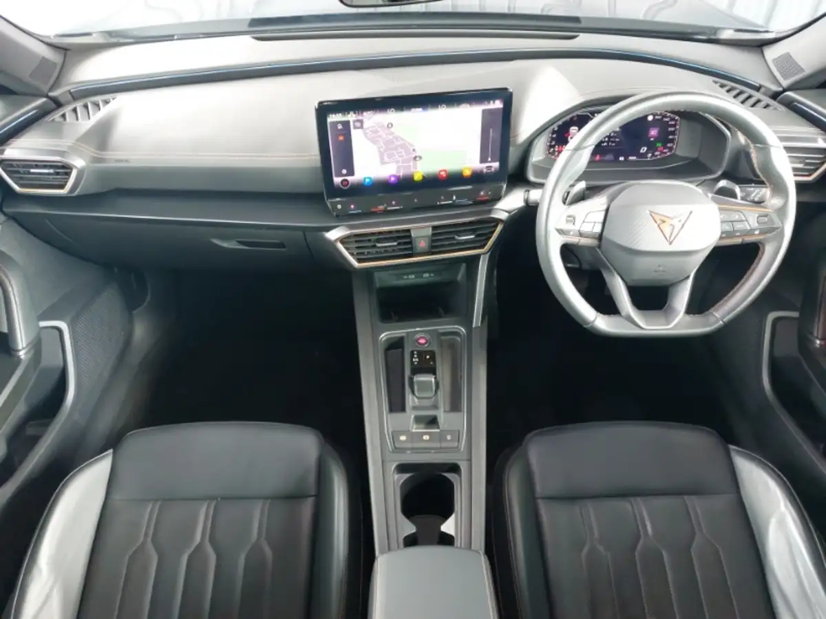 2022-honda-hr-v-15-i-mmd-elegance-big-2