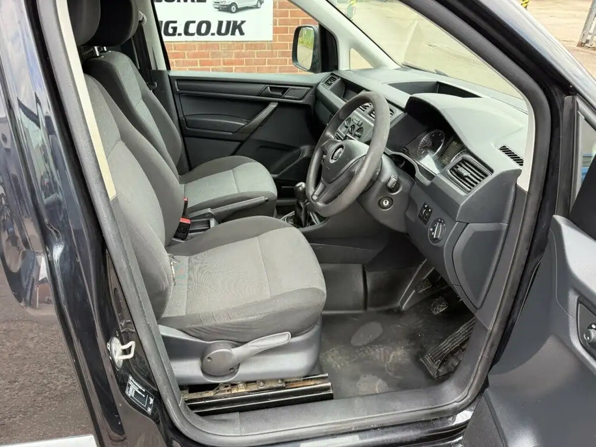 2017-volkswagen-caddy-20tdi-c20-startline-bmt-75pseu6-panel-big-9