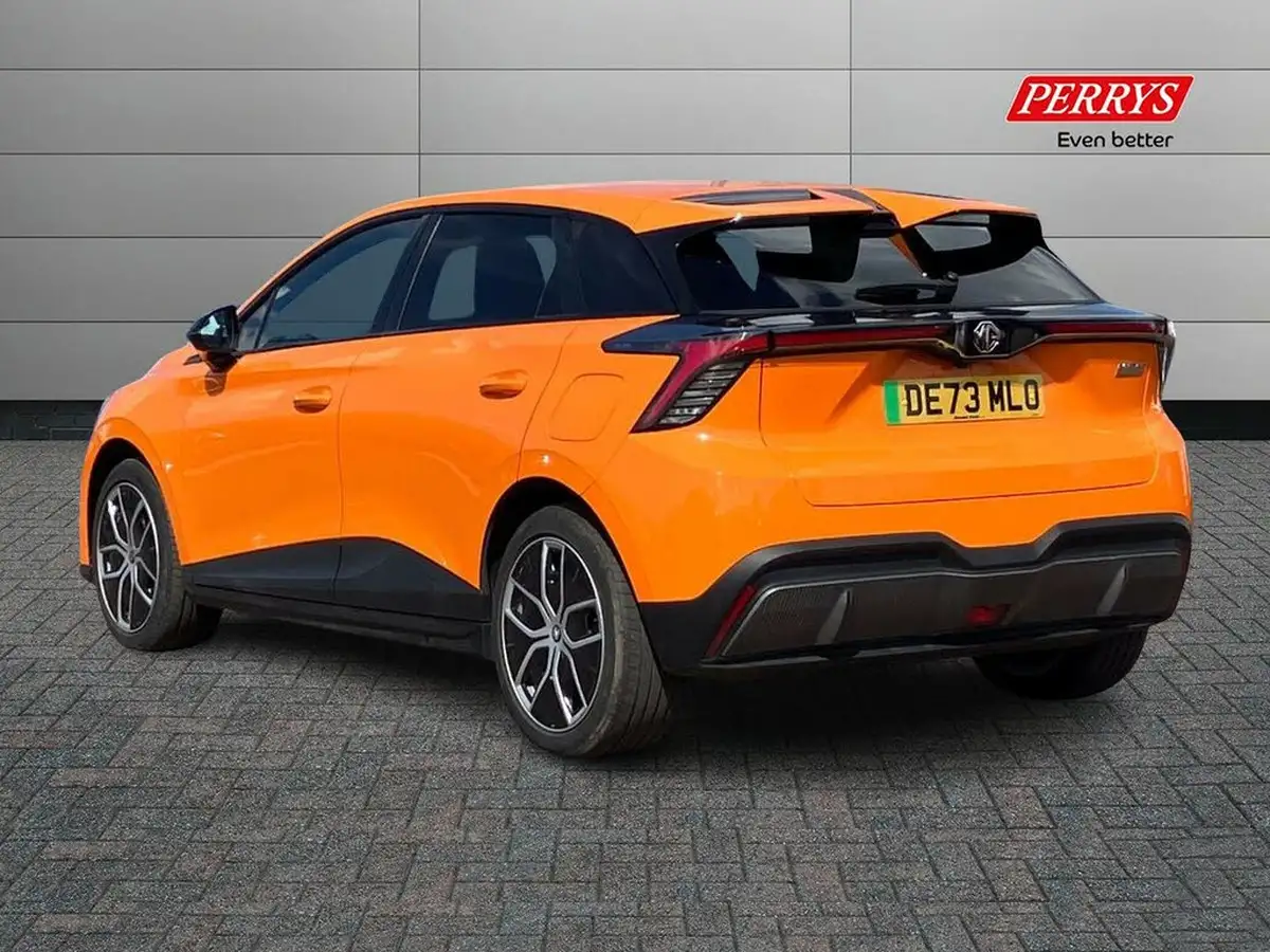 2023-mg-mg4-e-trophy-ev-203ps-long-big-1