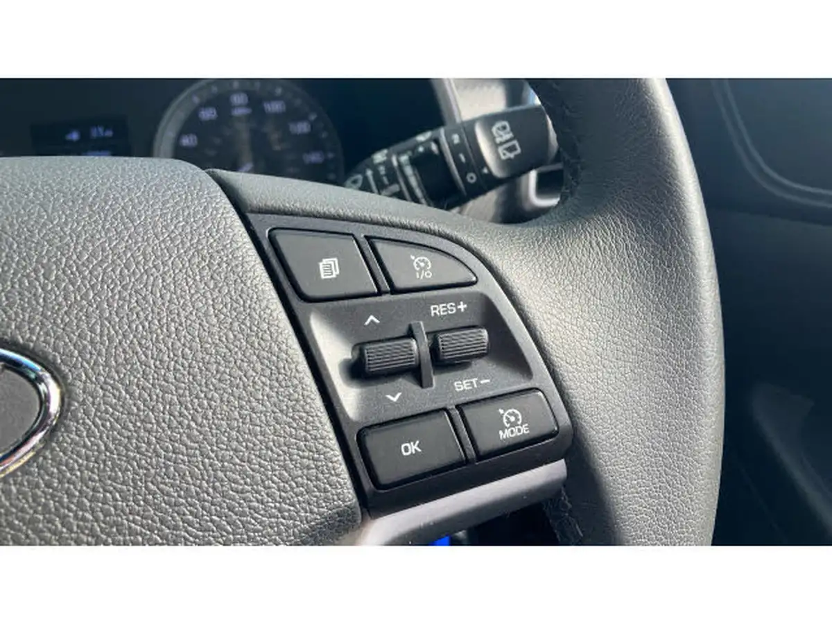2018-hyundai-tucson-16-gdi-se-nav-big-23