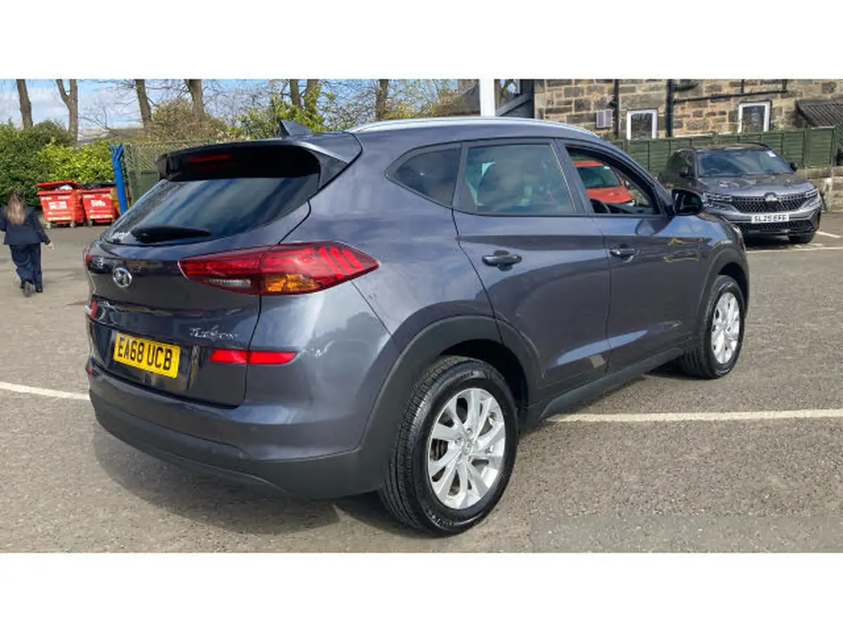 2018-hyundai-tucson-16-gdi-se-nav-big-47