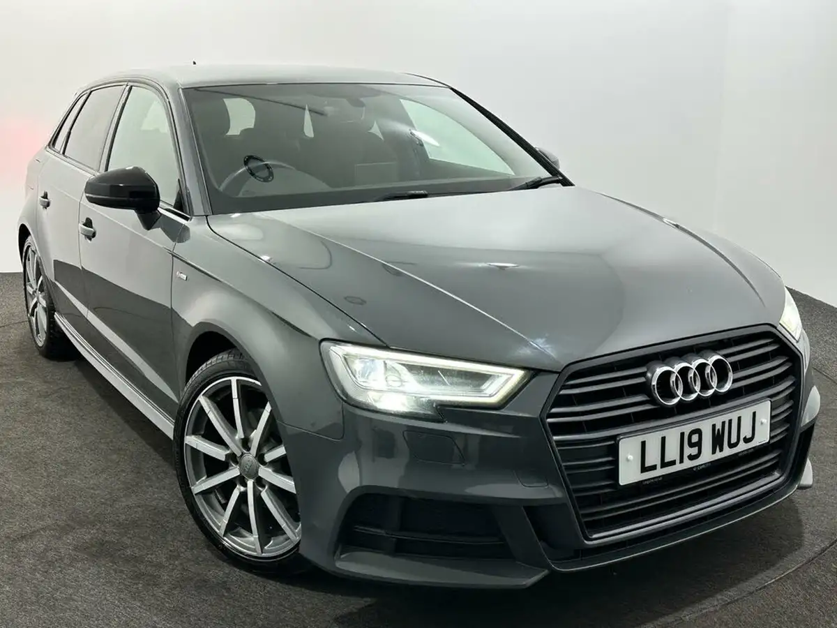2019-audi-a3-15-35-tfsi-black-edition-cod-ss-sportback-5d-big-52