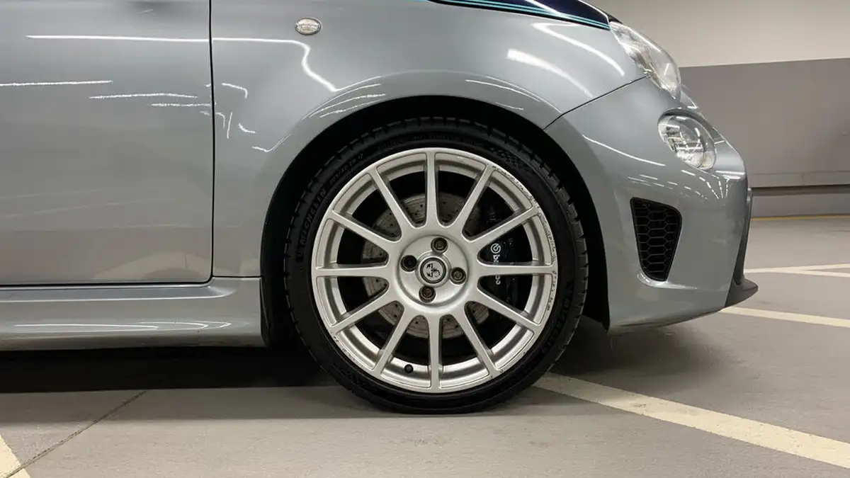 2018-abarth-695c-14-tjet-rivale-182ps-mta-big-16