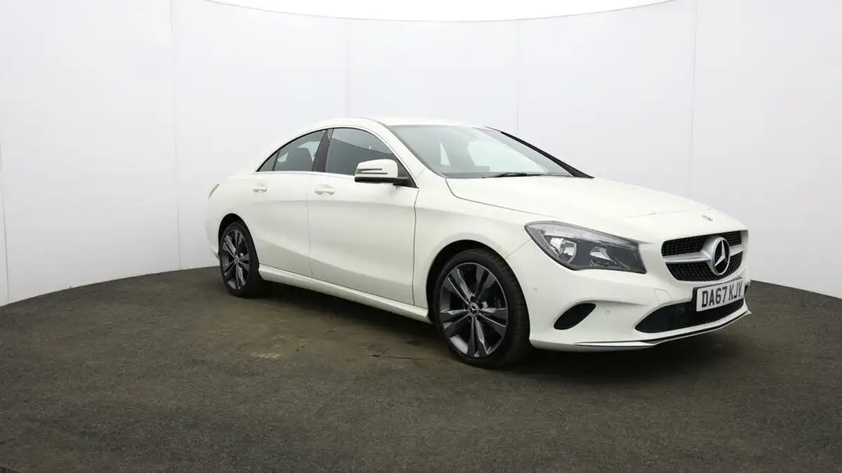 2017-mercedes-benz-cla-16-cla-180-sport-coupe-4d-big-38