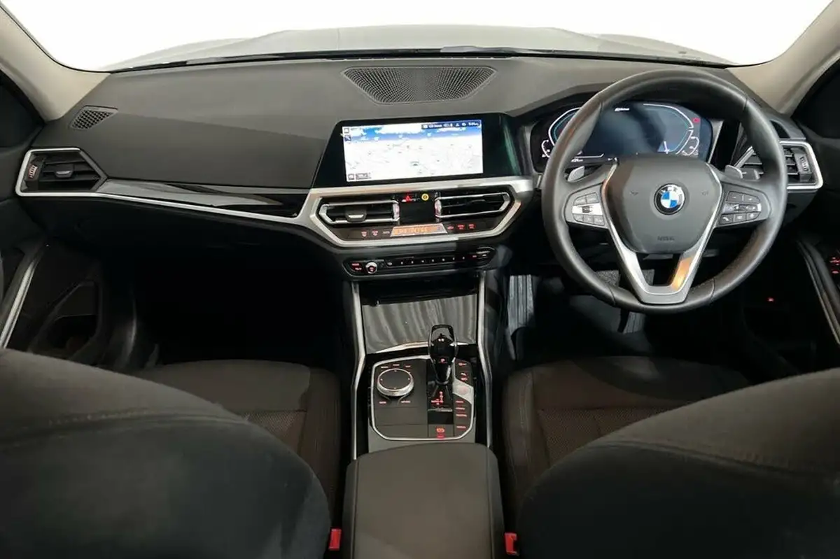 2020-bmw-3-series-20-330e-se-pro-saloon-4d-big-9