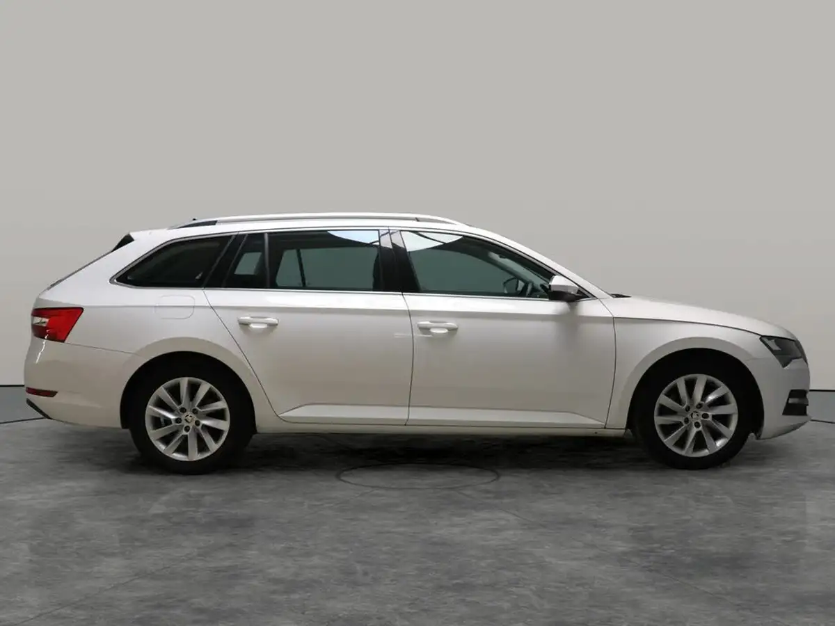 2021-skoda-superb-20tdi-se-150ps-estate-big-8
