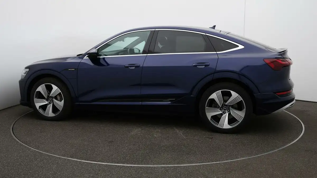 2021-audi-e-tron-55e-s-line-sportback-big-52