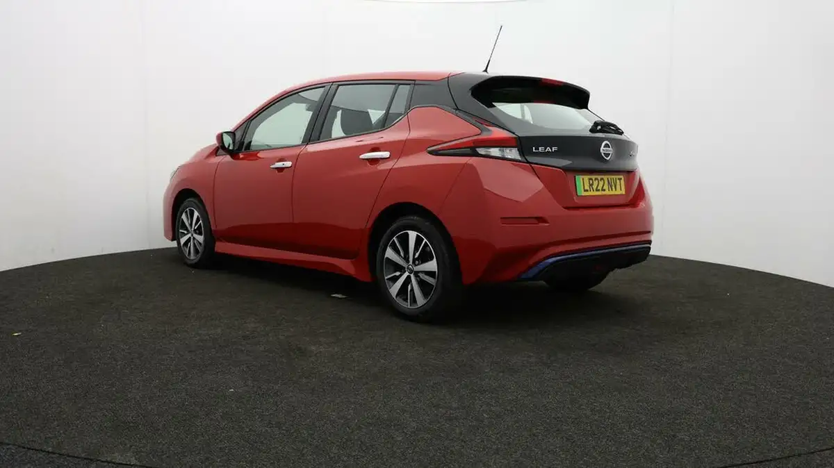 2022-nissan-leaf-e-acenta-big-4