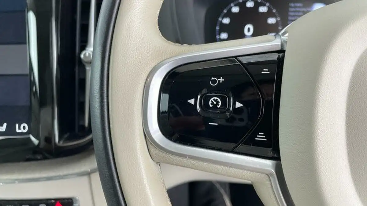 2020-volvo-xc60-20td-b4-inscription-pro-awd-big-22