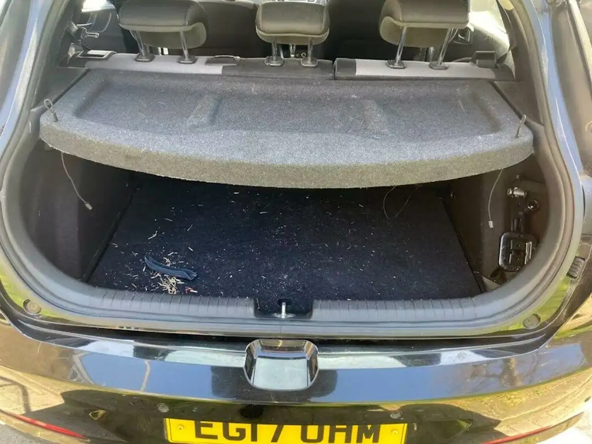 2017-hyundai-i20-14-se-auto-big-5