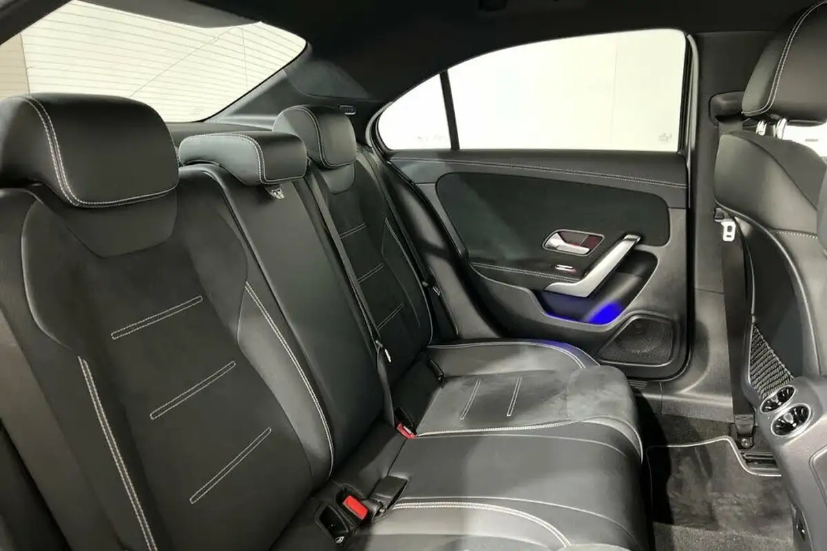 2022-mercedes-benz-a-class-20-a250-amg-line-executive-edition-saloon-4d-big-18