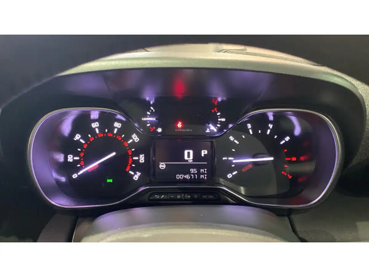 2023-citroen-c3-aircross-12-puretech-max-130ps-eat6-big-17