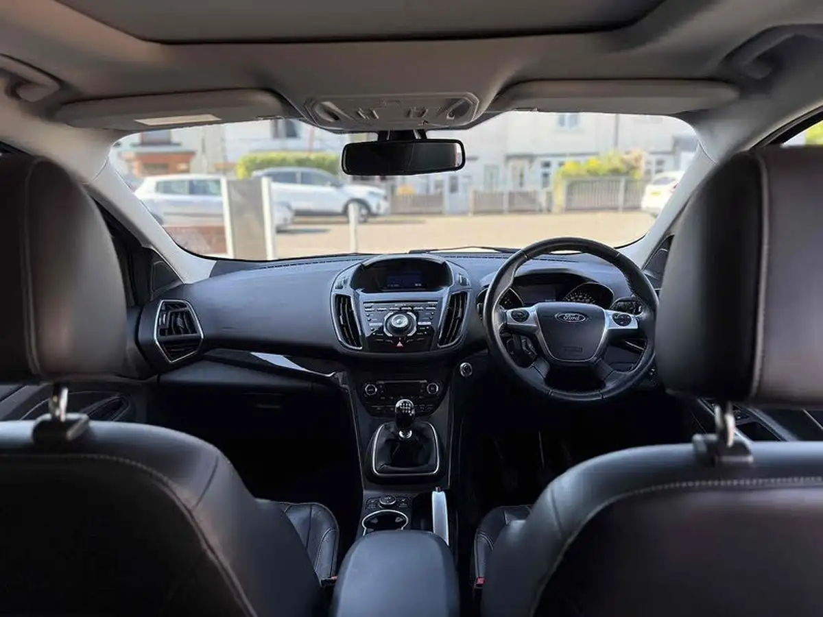2015-ford-kuga-20tdci-titanium-x-180ps-awd-big-21