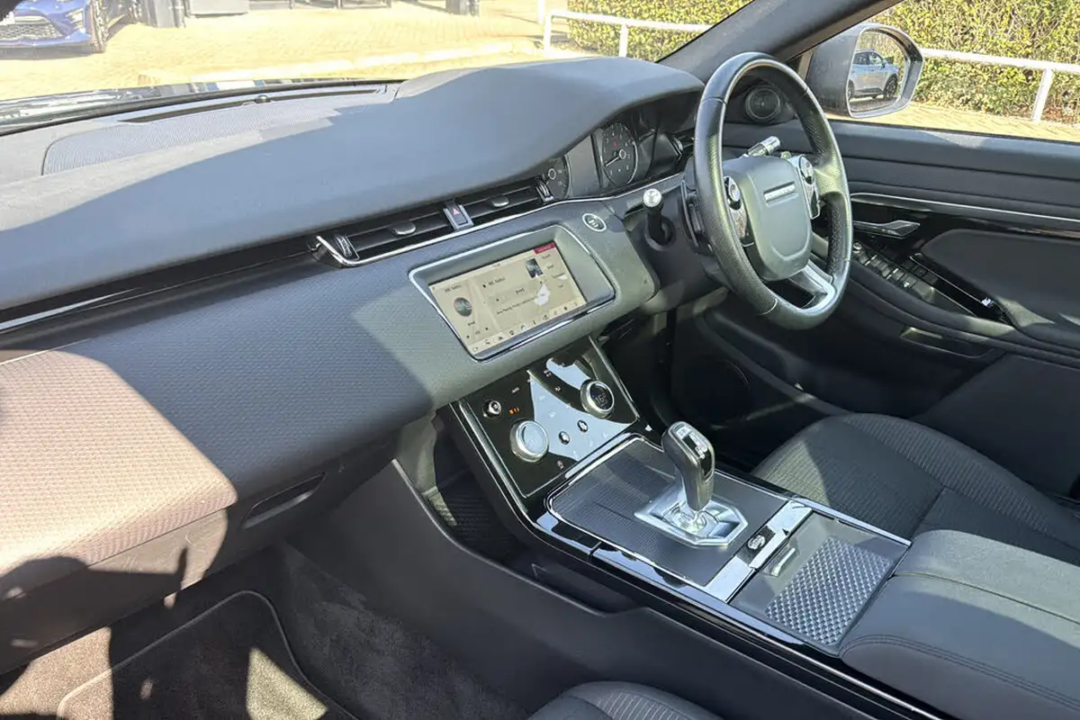 2020-land-rover-range-rover-evoque-20-p200-r-dynamic-200bhp-big-9