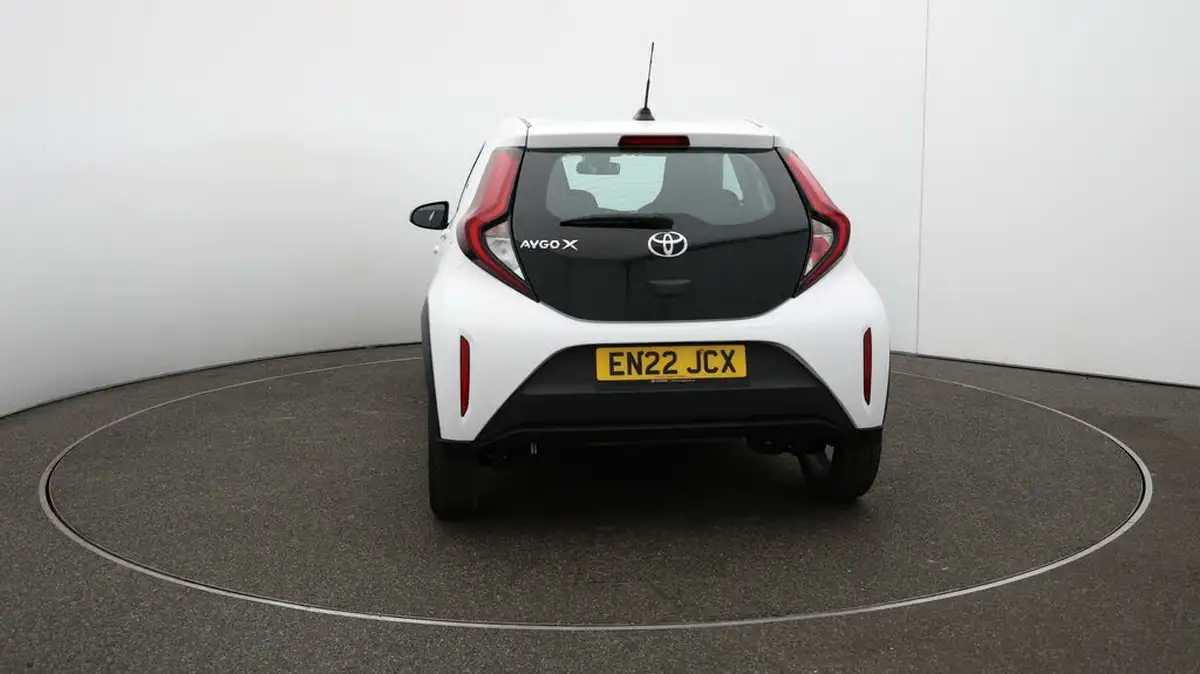 2022-toyota-aygo-x-10-vvt-i-pure-big-6