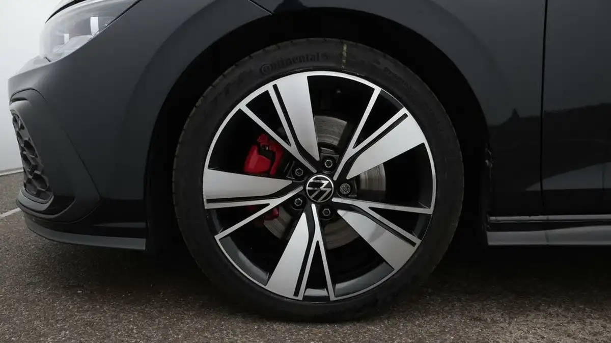 2022-volkswagen-golf-20tdi-gtd-big-18