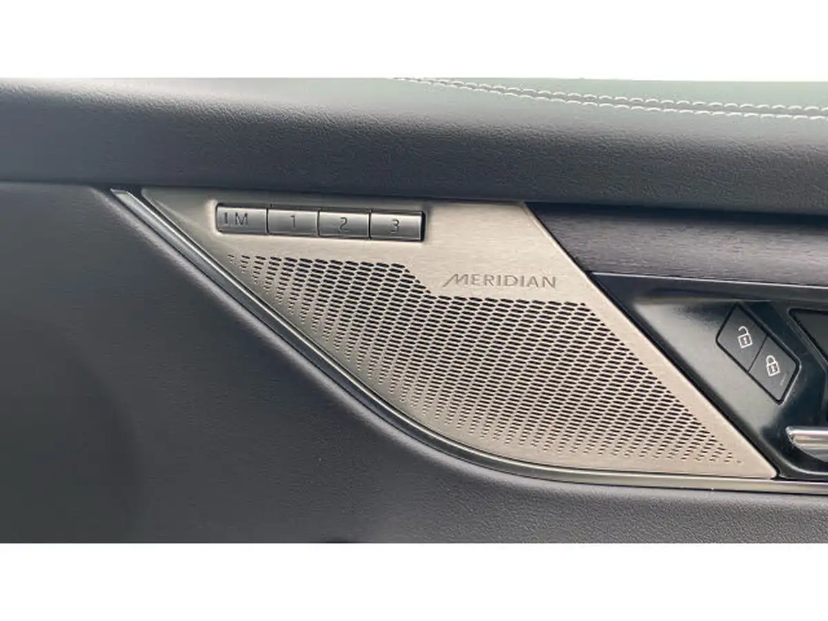 2023-jaguar-f-pace-20-p250-r-dynamic-hse-black-big-29