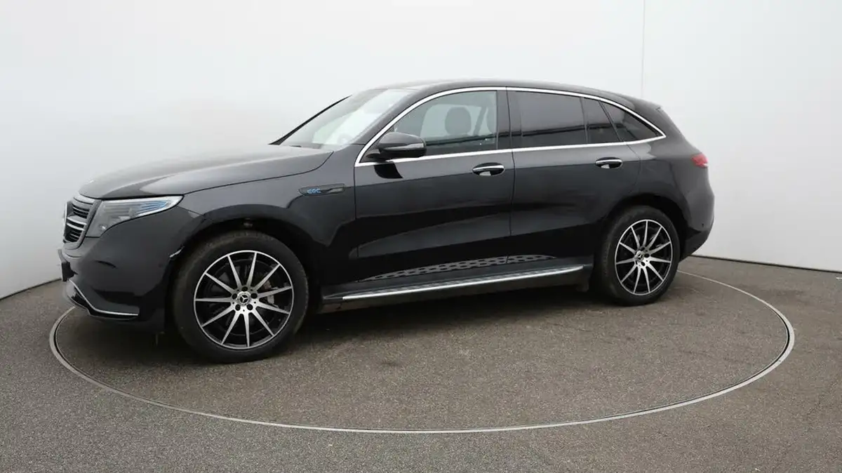 2022-mercedes-benz-eqc-e-eqc-400-amg-line-big-59