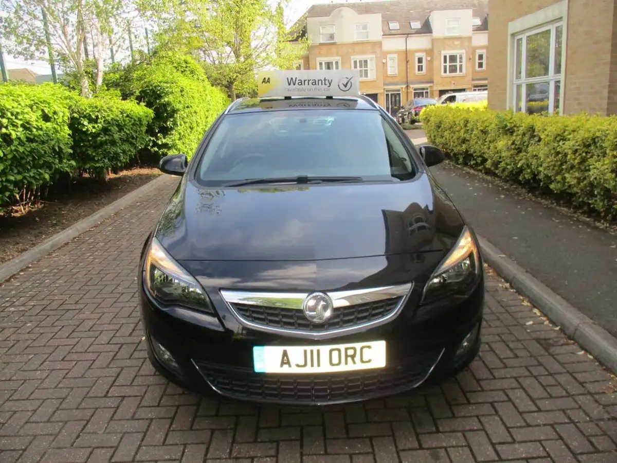 2011-vauxhall-astra-16-sri-vvt-16v-115ps-estate-5d-auto-big-13
