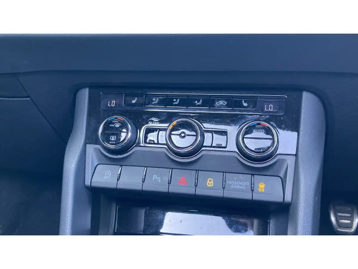 2023-skoda-karoq-15-tsi-sportline-big-34