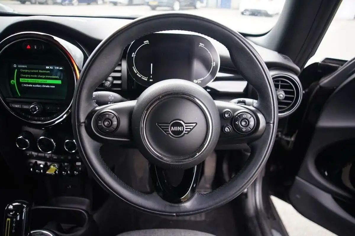 2020-mini-cooper-e-cooper-s-2-big-3