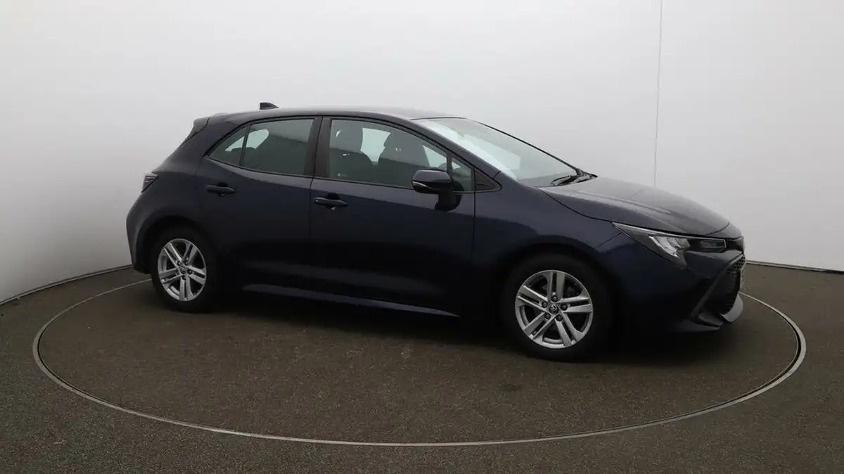 2022-toyota-corolla-18-vvt-i-icon-tech-trk-hatchback-5d-big-37