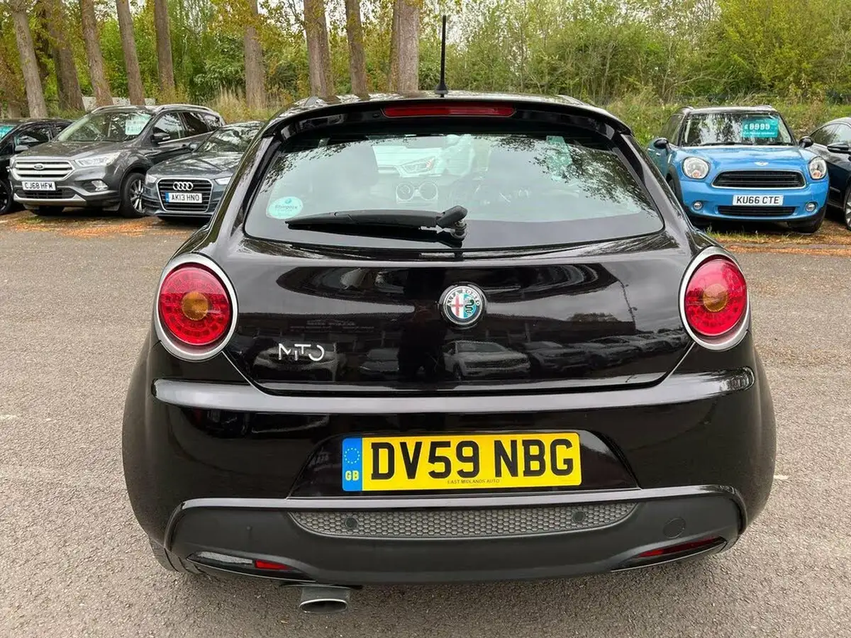 2009-alfa-romeo-mito-14-veloce-120bhp-big-5