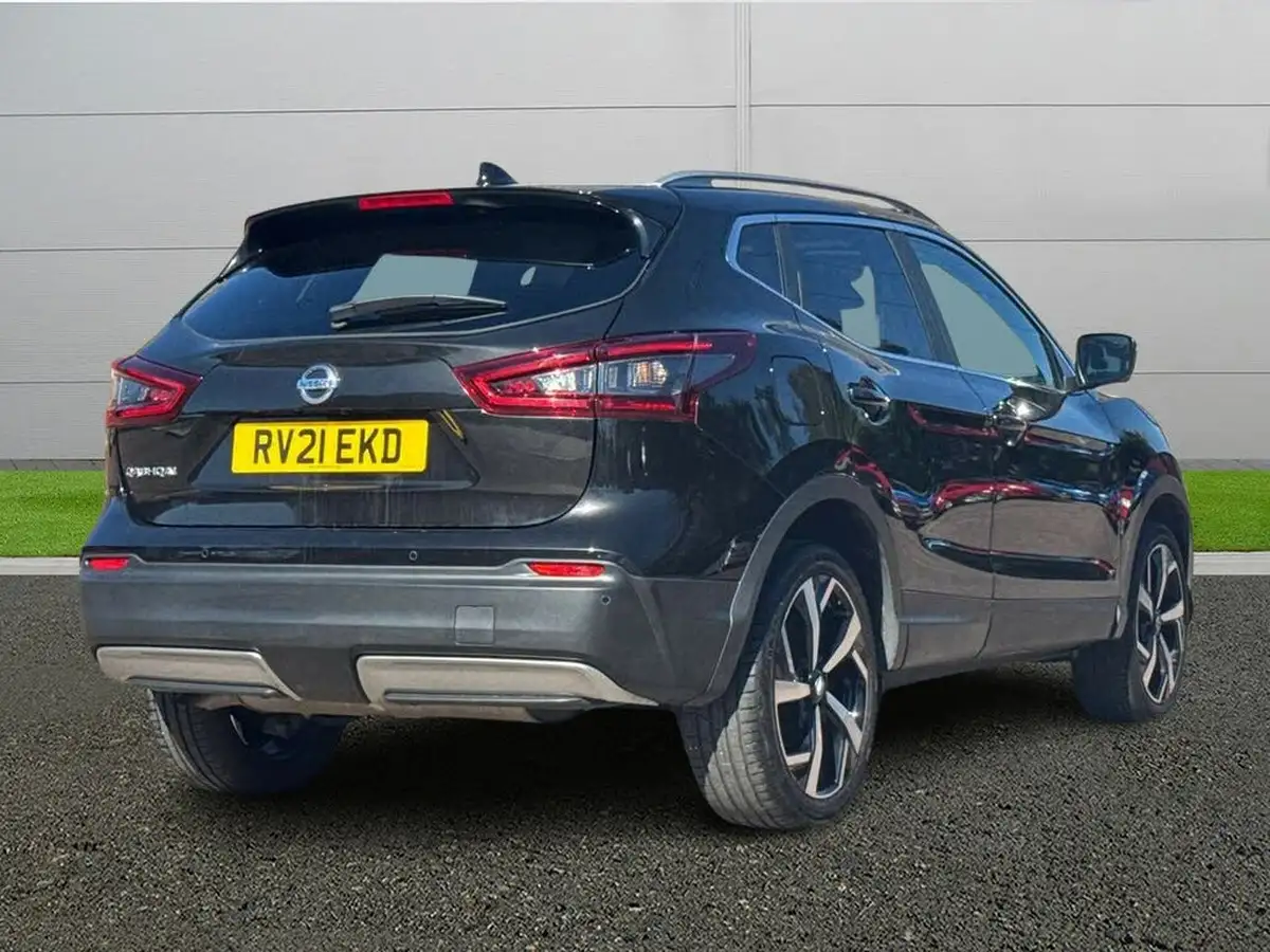 2021-nissan-qashqai-13-dig-t-n-motion-140ps-big-6