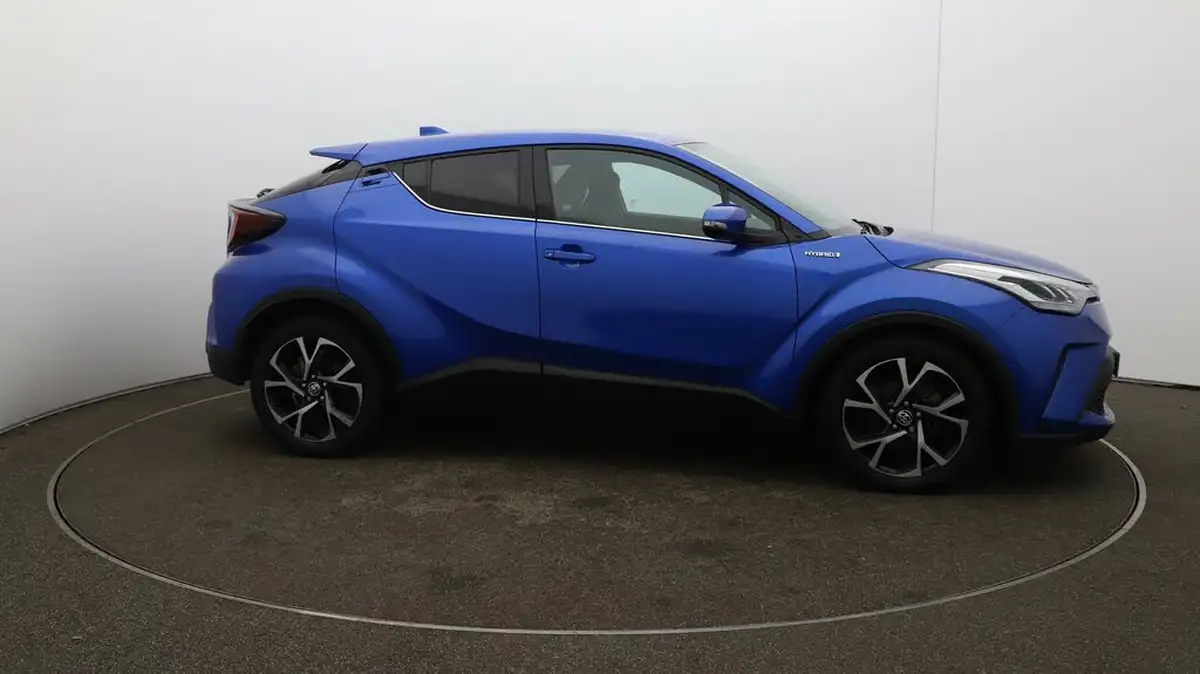 2021-toyota-c-hr-18-vvt-i-design-big-41