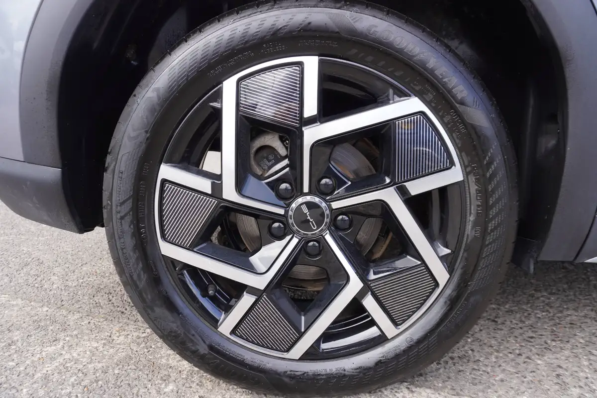 2024-byd-atto-3-e-comfort-big-31