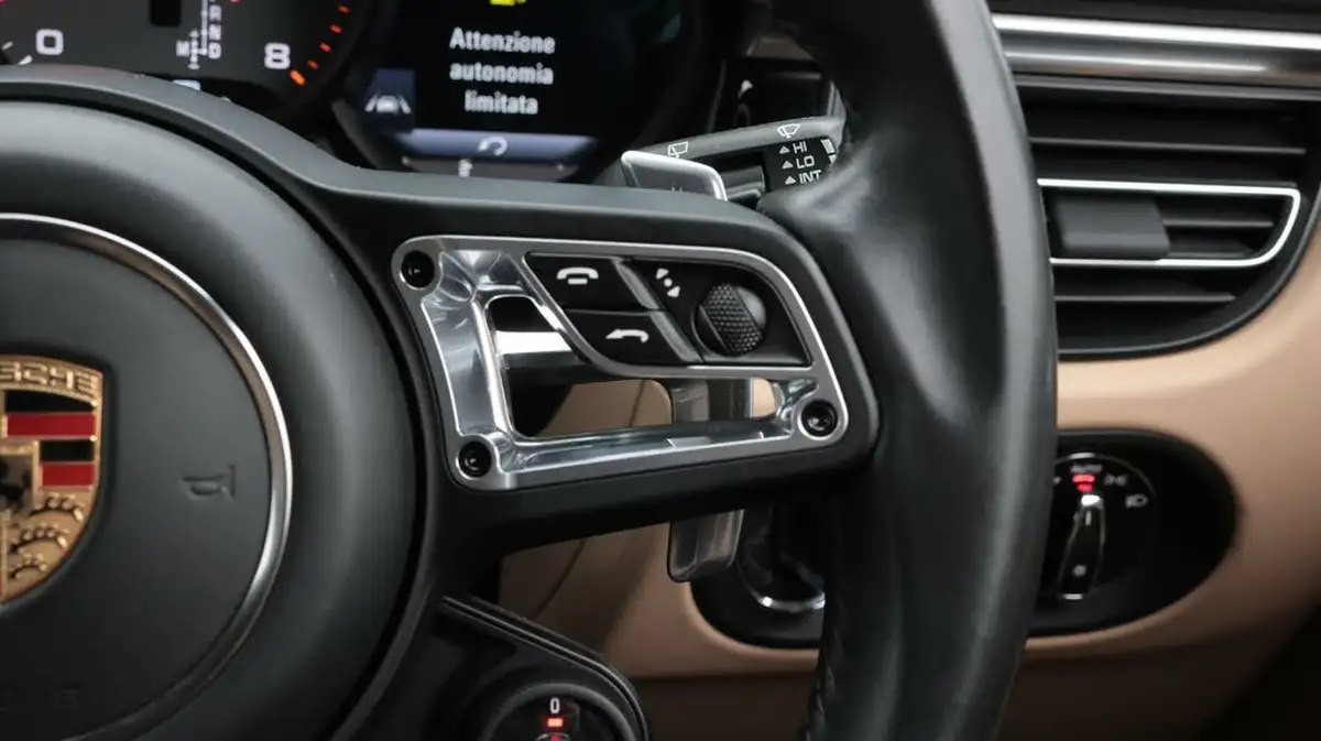 2019-porsche-macan-30-v6-s-big-24