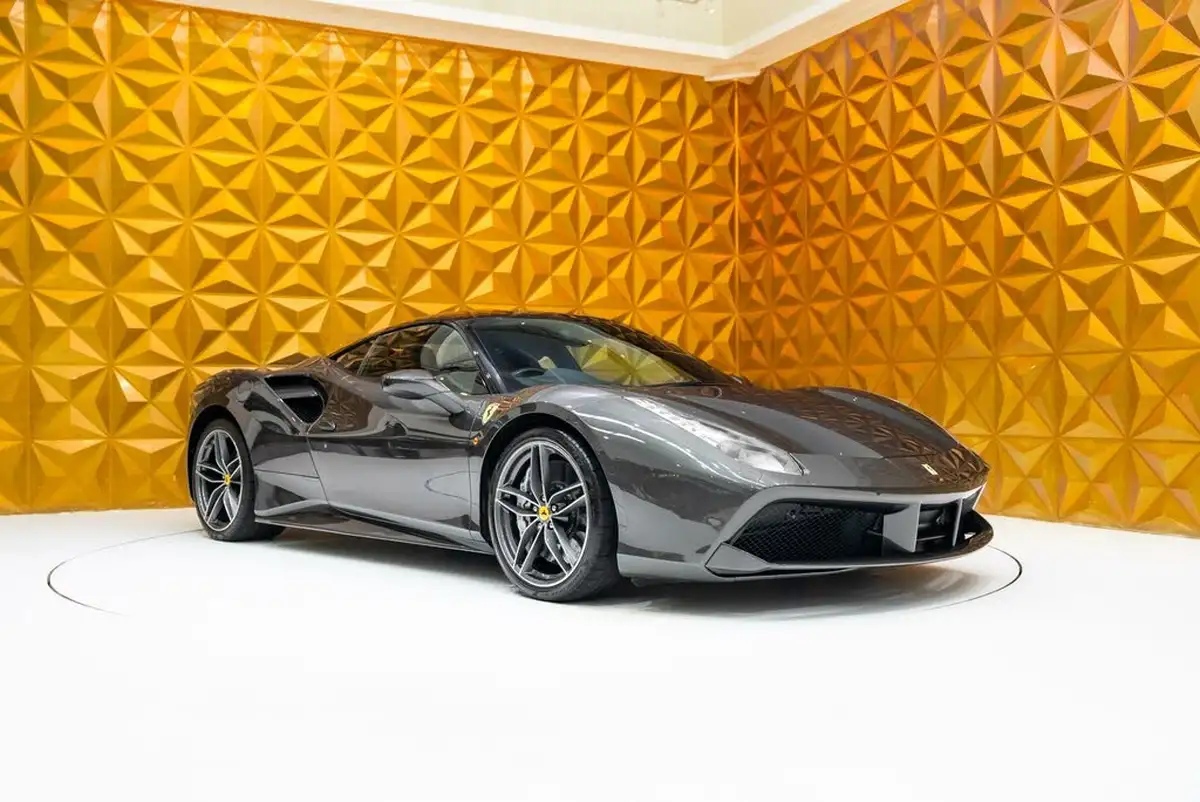 2017-ferrari-488-39-488-gtb-big-23