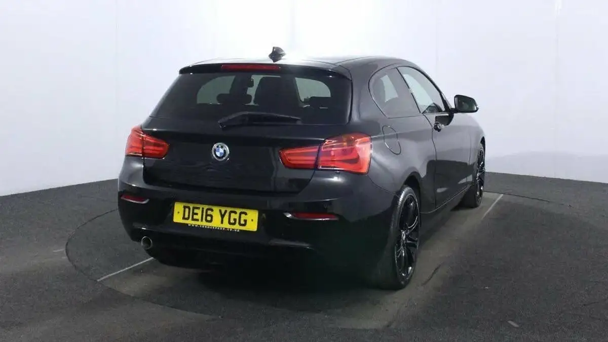 2016-bmw-1-series-15td-116d-se-3d-big-6