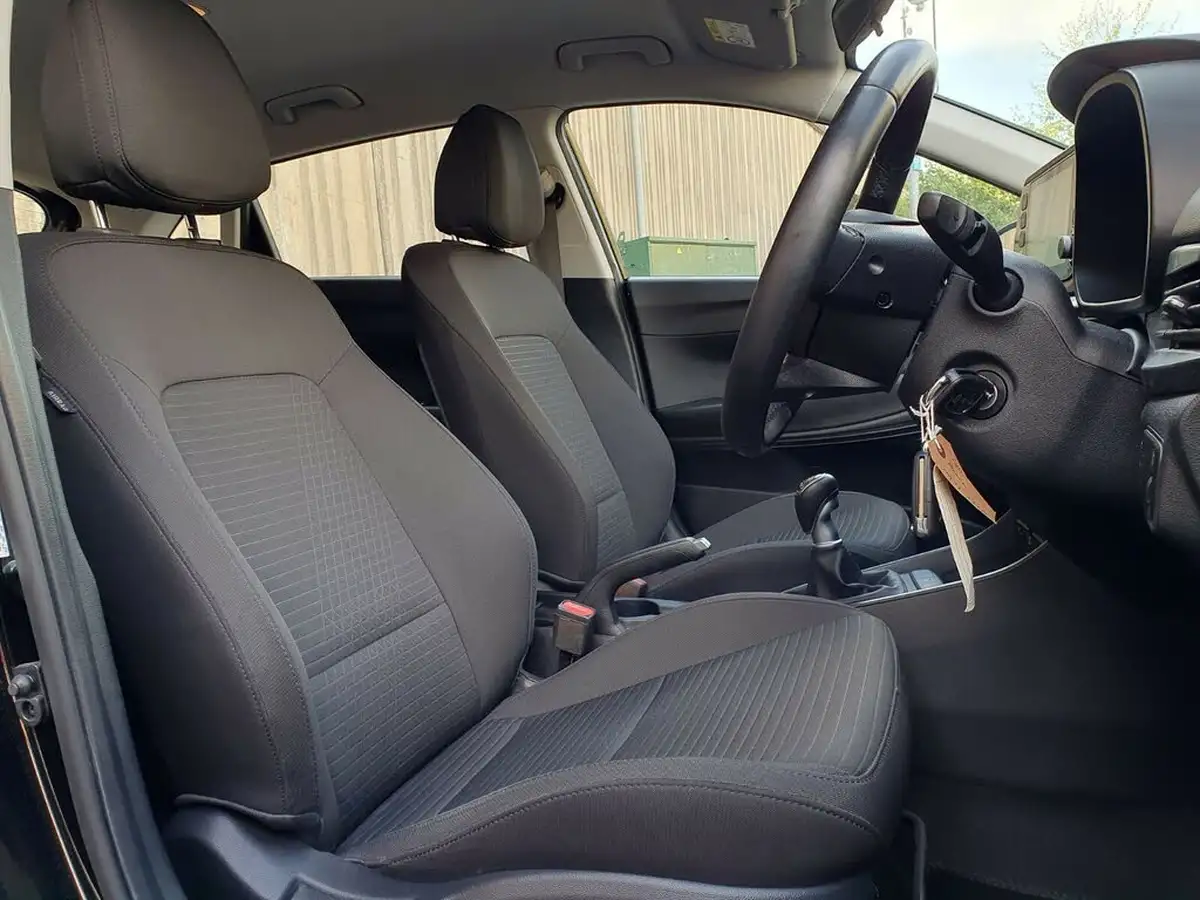 2022-hyundai-i20-10-t-gdi-element-big-10