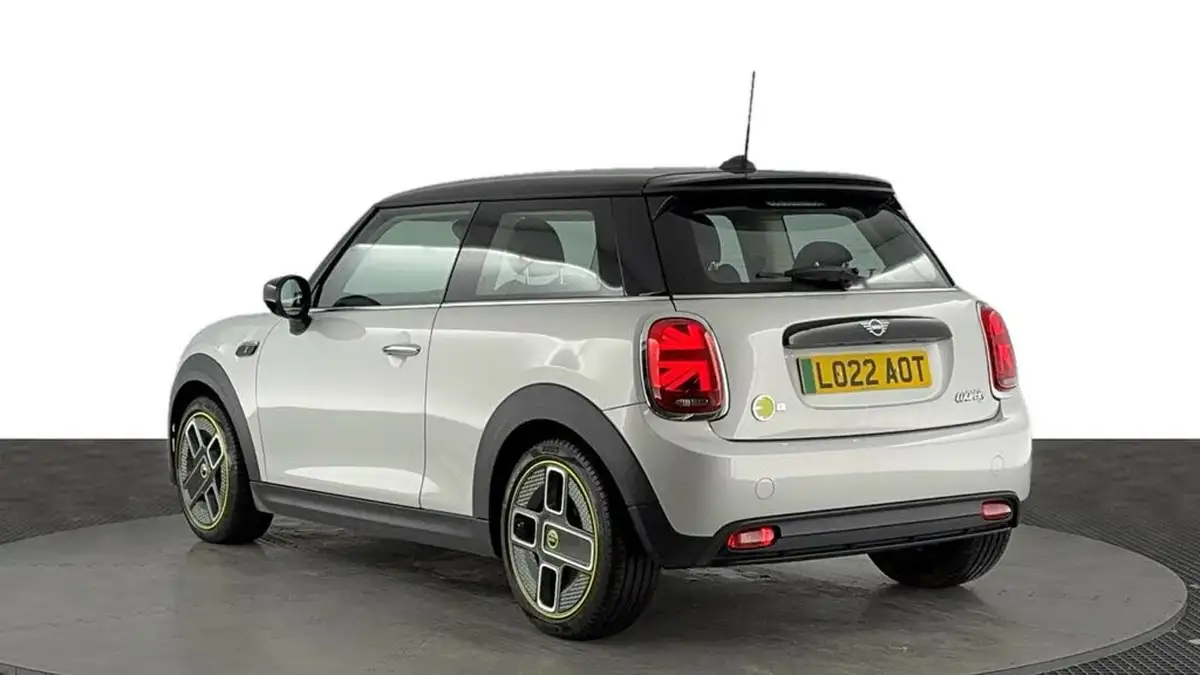 2022-mini-cooper-e-cooper-s-1-big-5