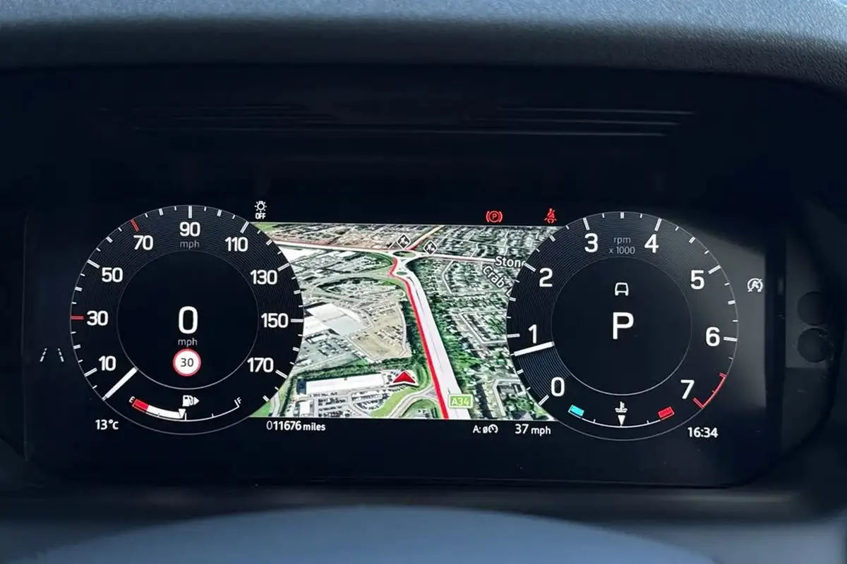 2024-land-rover-discovery-sport-20-p250-dynamic-hse-big-16