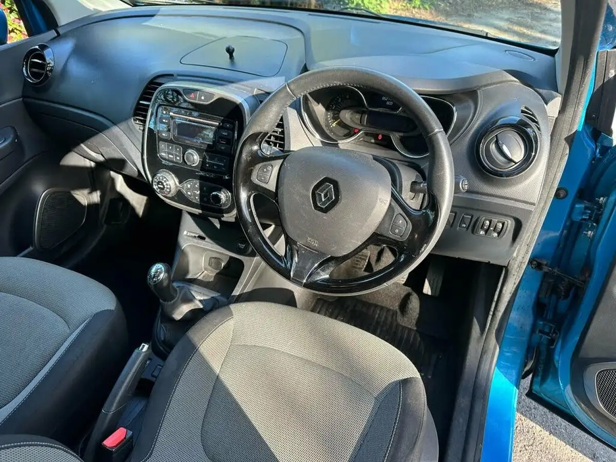 2013-renault-captur-15dci-expression-convenience-pk-big-1