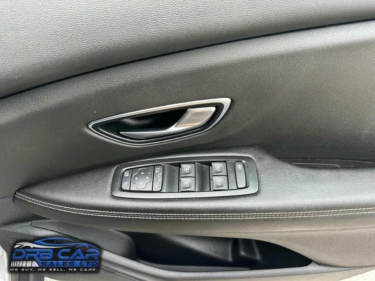 2017-renault-scenic-15dci-dynamique-nav-edc-auto-big-26