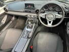 2018-mazda-mx-5-20-se-l-convertible-small-39