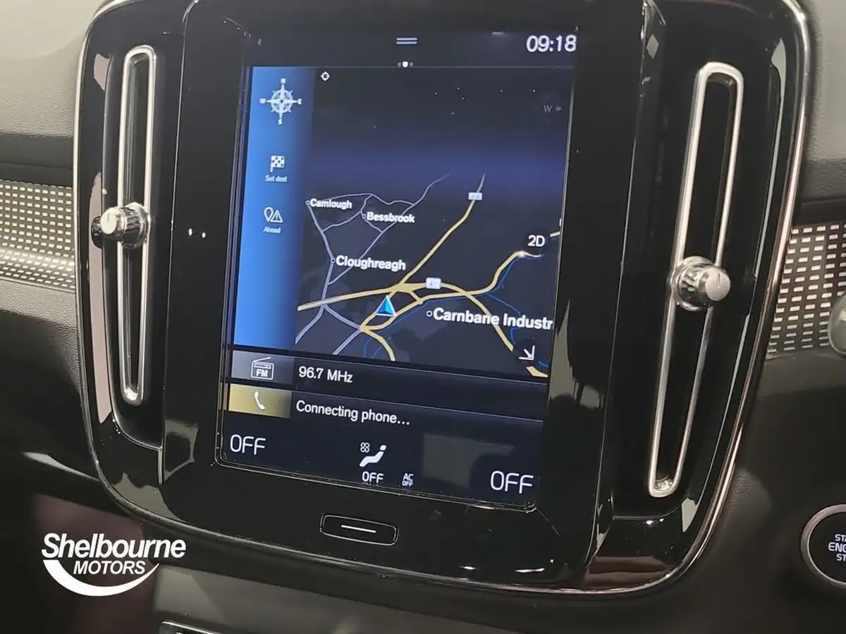 2020-volvo-xc40-15-t3-r-design-big-37