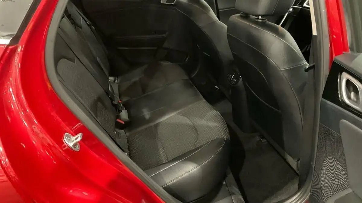 2021-kia-xceed-15-t-gdi-3-big-7