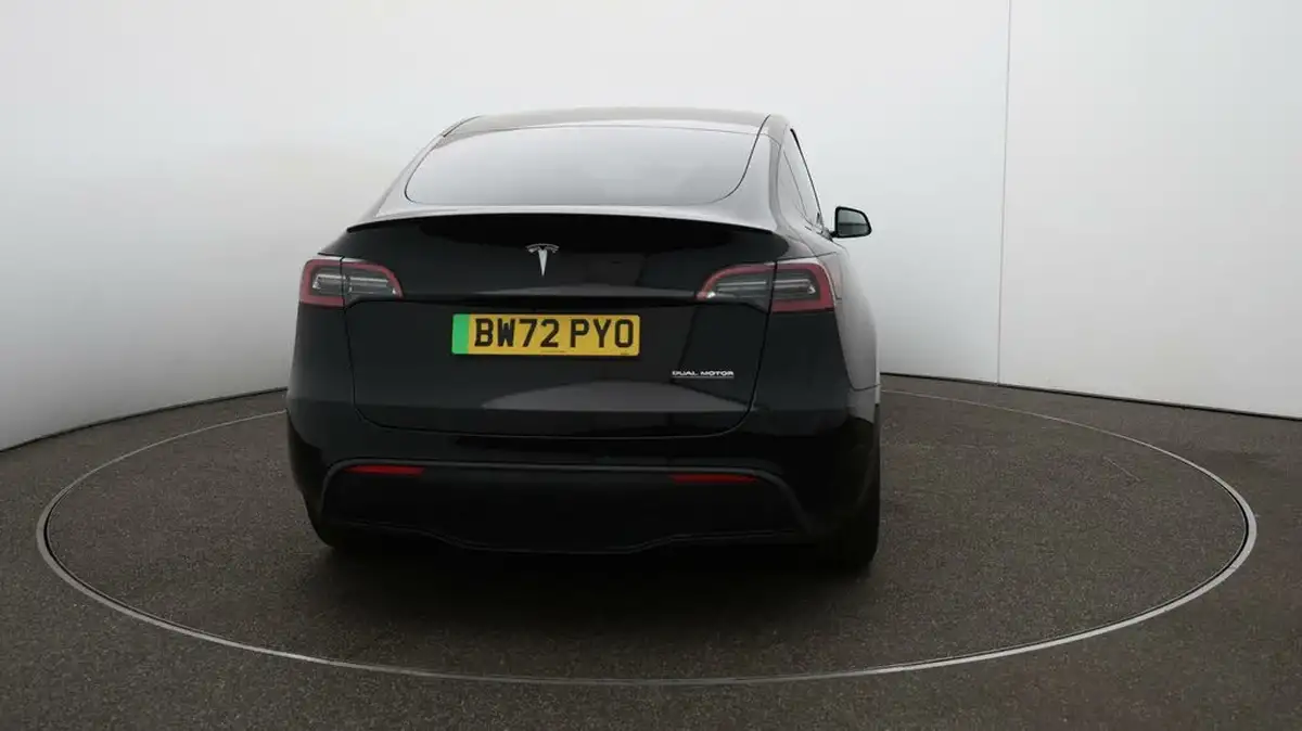 2023-tesla-model-y-e-performance-big-49