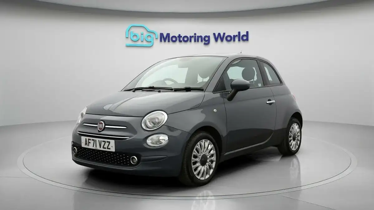 2021-fiat-500-10-lounge-big-2